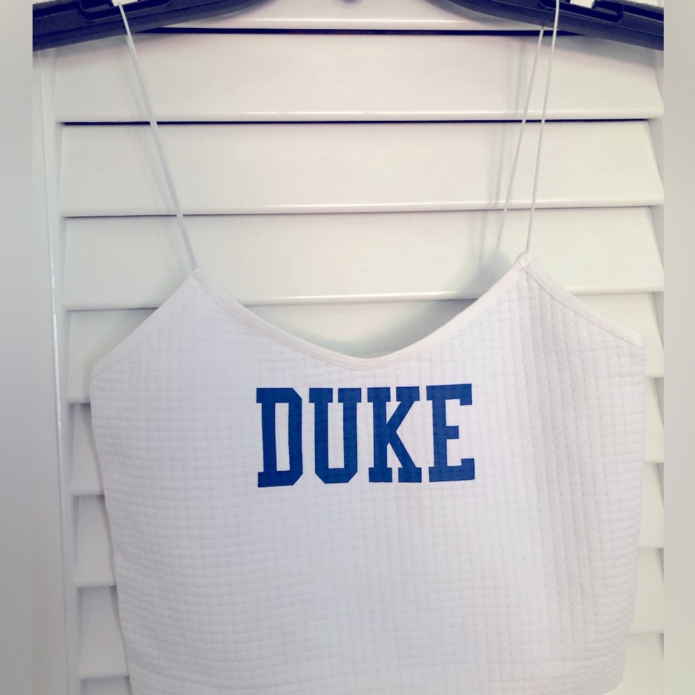 Duke Seamless Waffle Patterned Graphic Cord Strap Crop Top